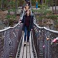 Lapinsalmi: Suspension bridge across the waley