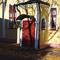 Hamina: Anonymous door next to the main square