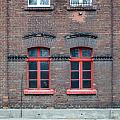Lodz: The brick walls and red windows